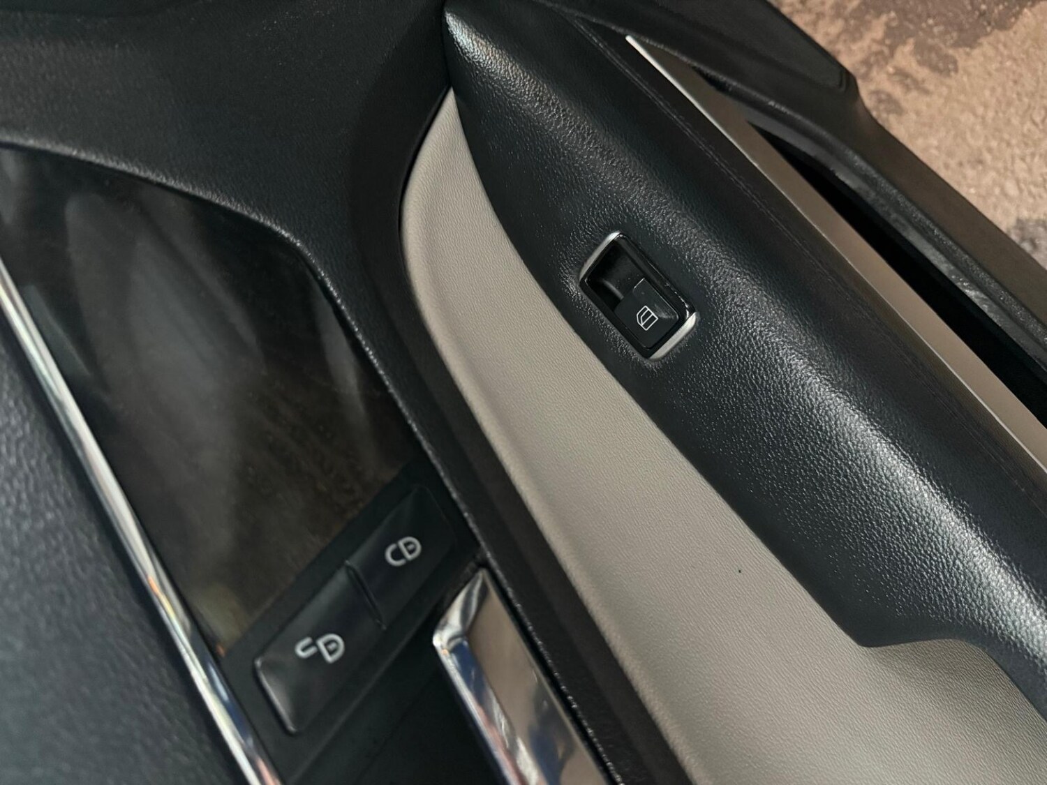 Used Mercedes-Benz E Class 2013 for sale - 78056943: Photo 16