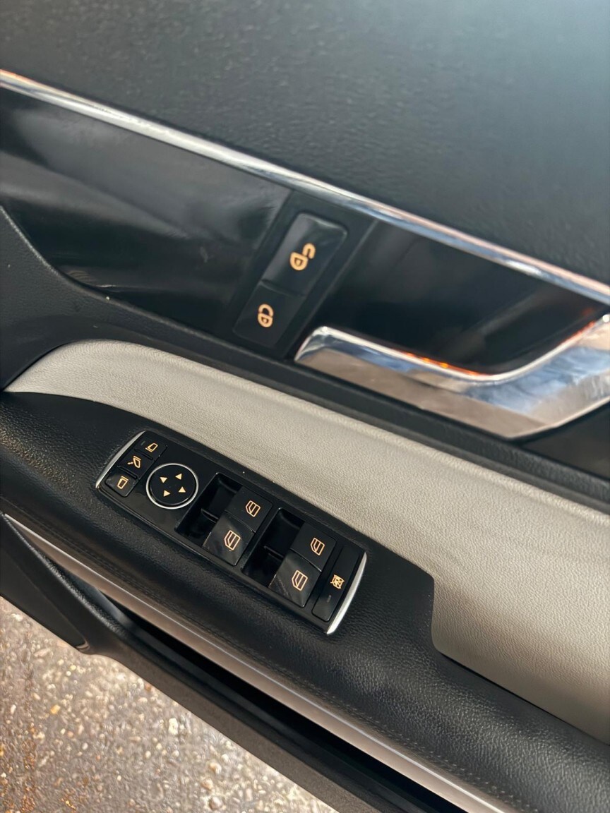 Used Mercedes-Benz E Class 2013 for sale - 78056943: Photo 21