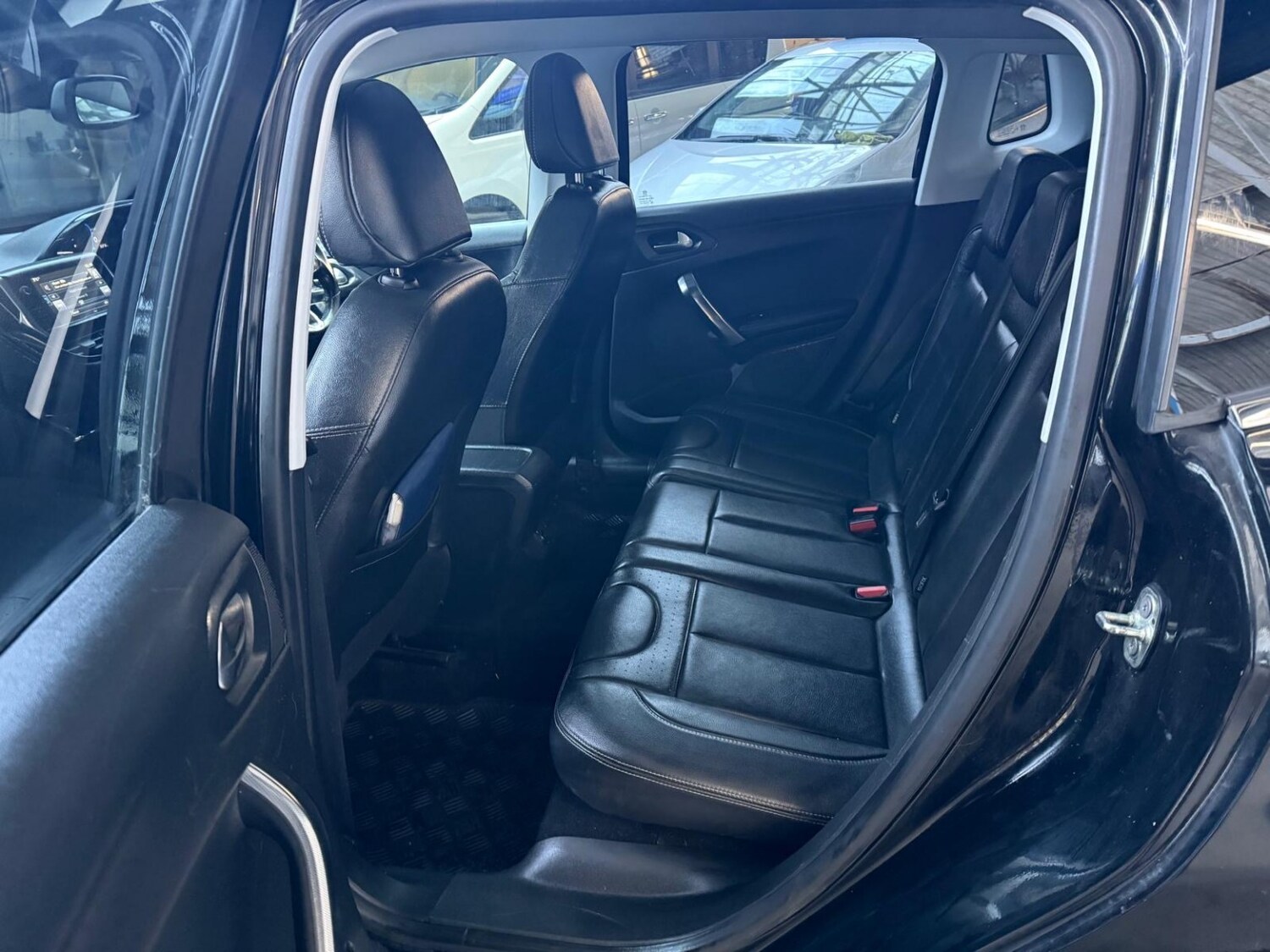 Used Peugeot 2008 2014 for sale - 77124231: Photo 13