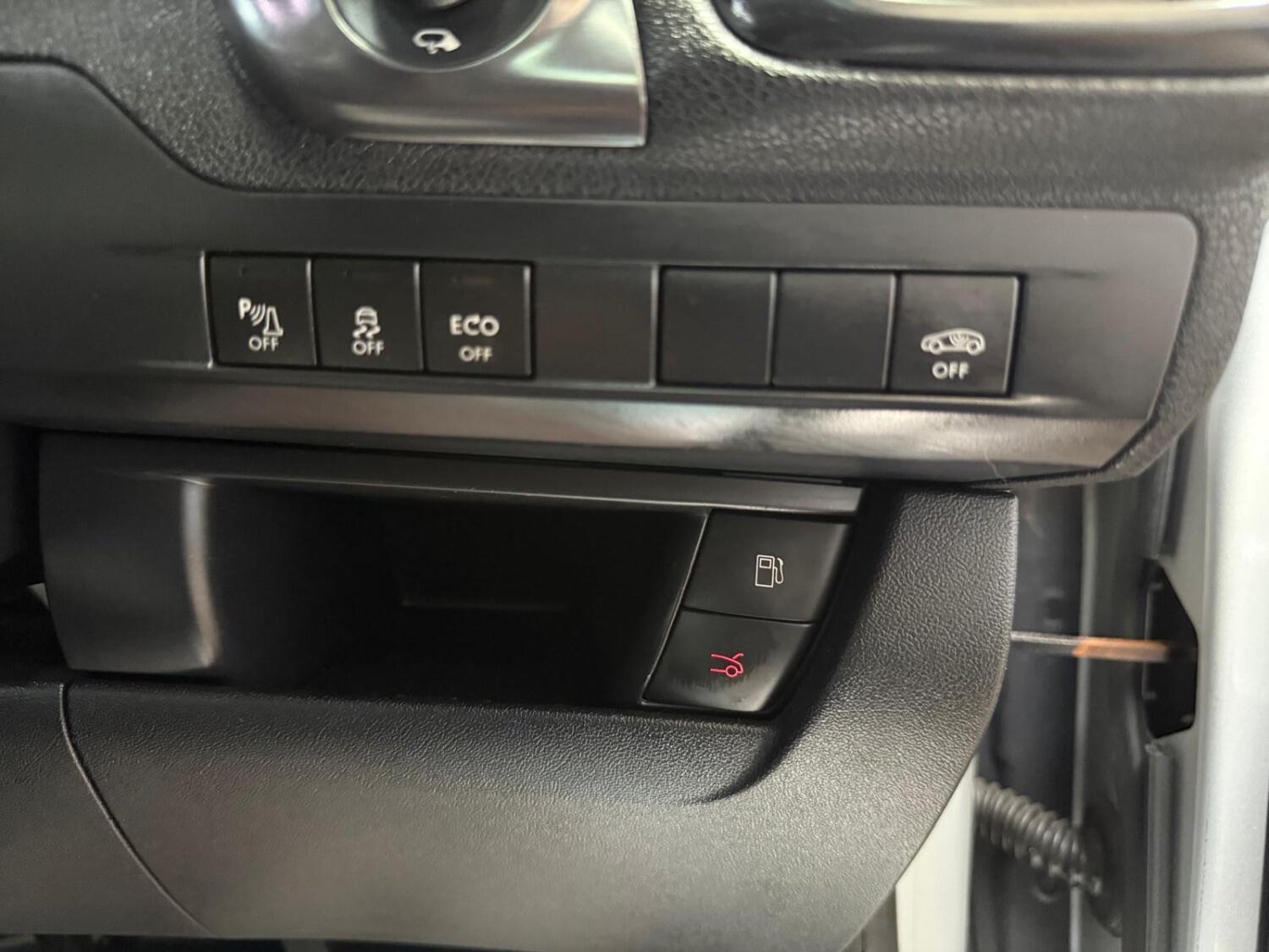 Used Citroen DS5 2012 for sale - 76794335: Photo 26