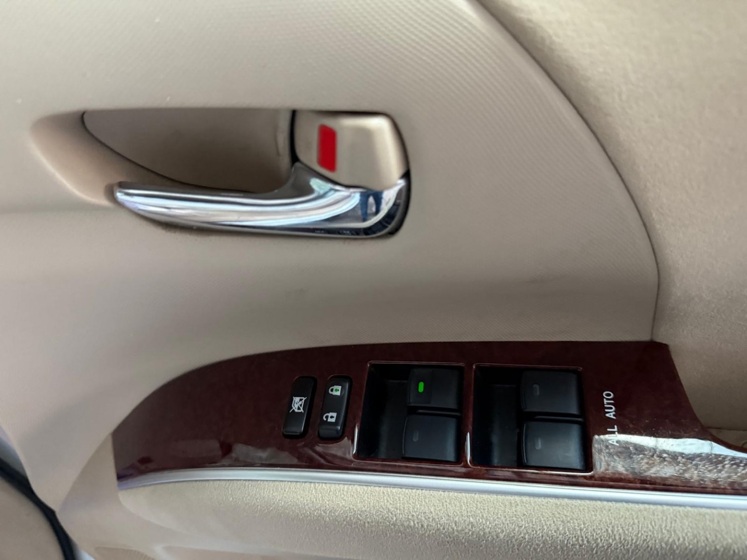 Used Toyota Estima 2024 for sale - 76649801: Photo 13