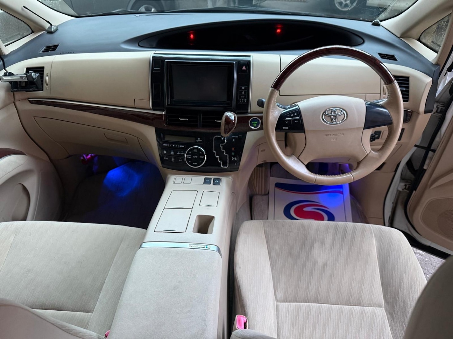 Used Toyota Estima 2024 for sale - 76649801: Photo 27