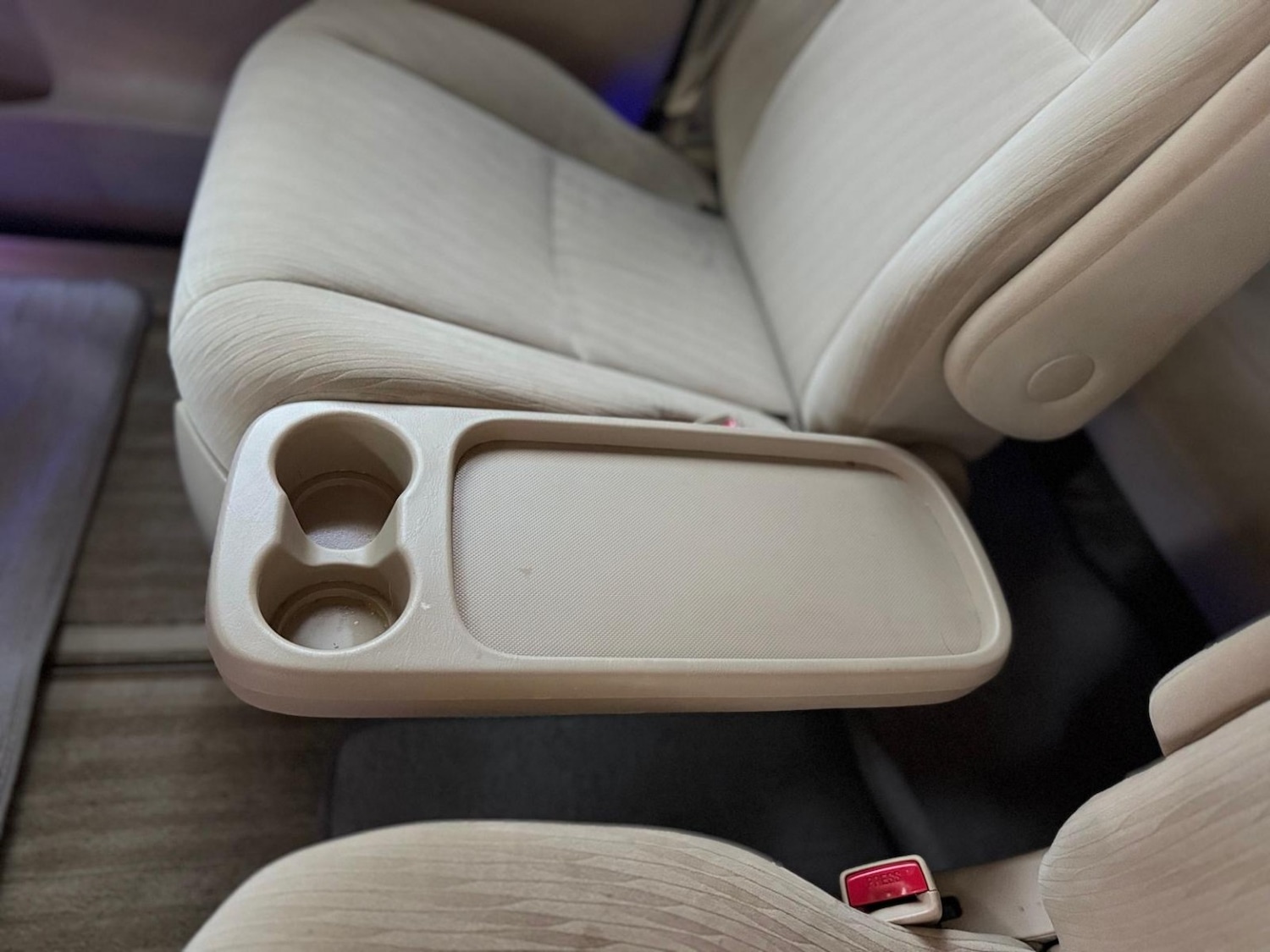 Used Toyota Estima 2024 for sale - 76649801: Photo 33