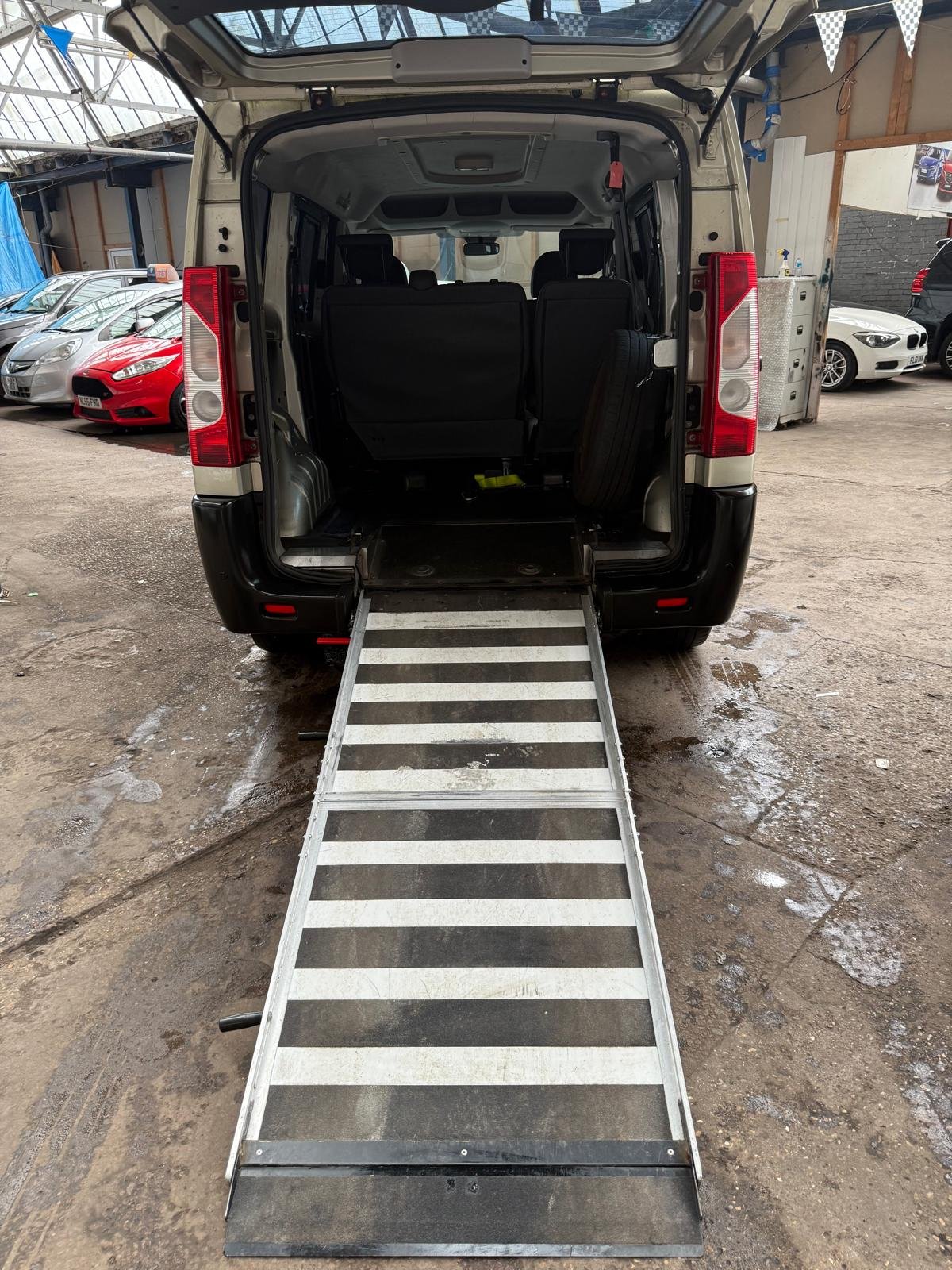 Used Peugeot Expert Tepee 2013 for sale - 78056979: Photo 9