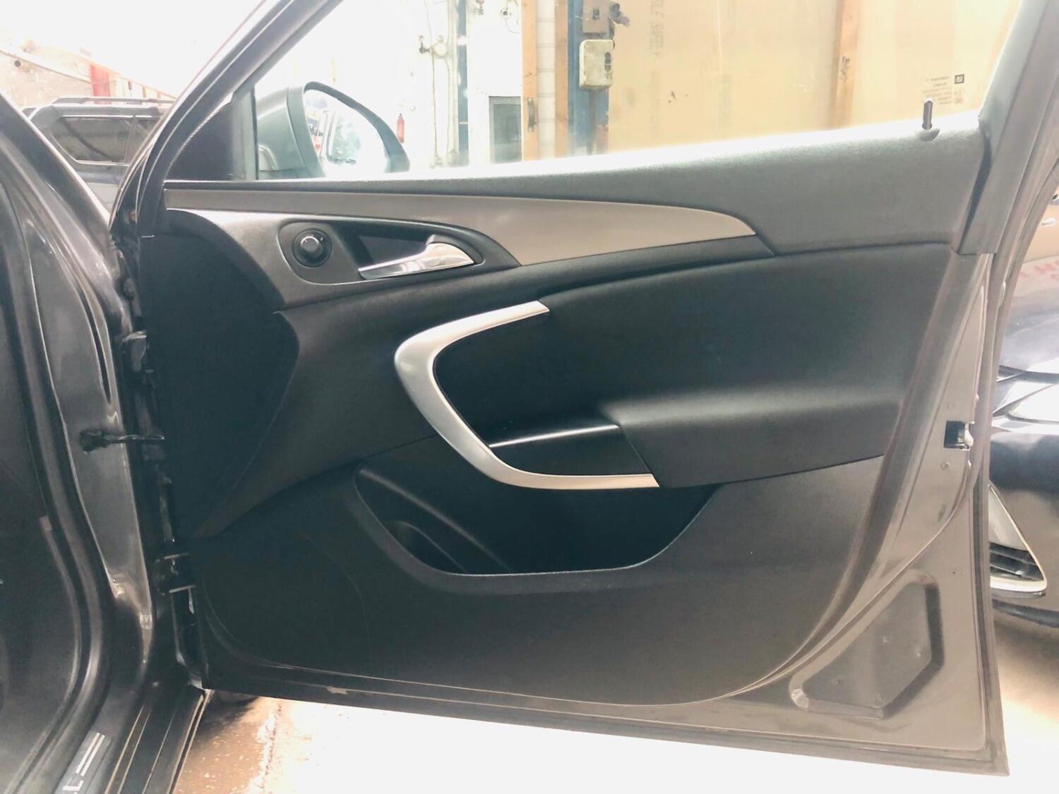 Used Vauxhall Insignia 2012 for sale - 76794332: Photo 13