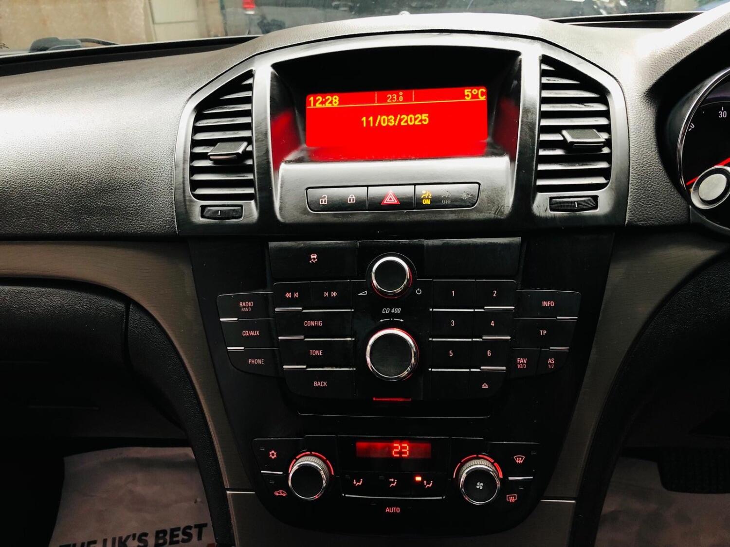 Used Vauxhall Insignia 2012 for sale - 76794332: Photo 17