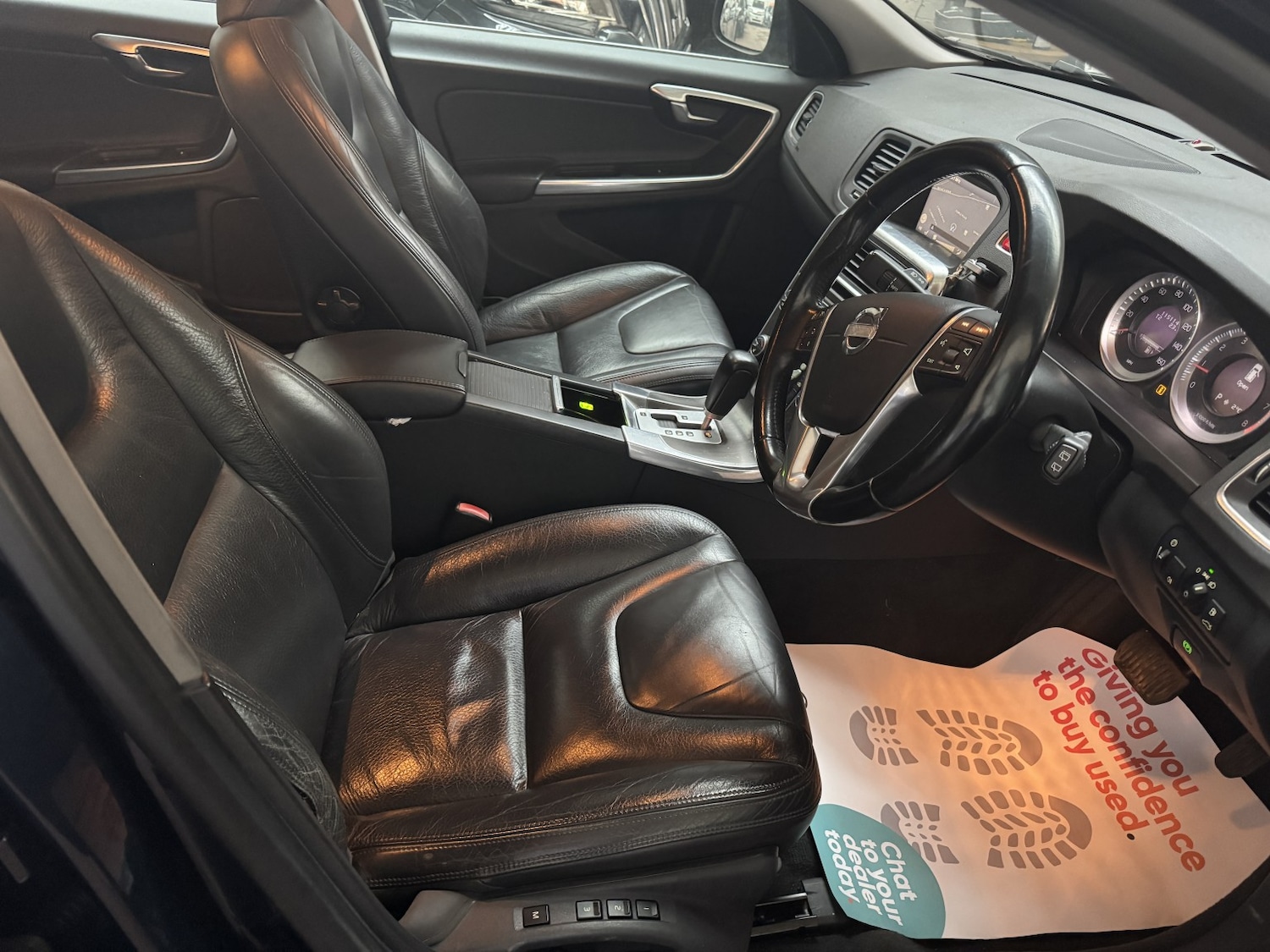 Used Volvo V60 2011 for sale - 78056921: Photo 21