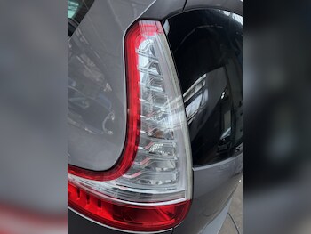 Used Renault Grand Scenic 2014 for sale - 77195477: Photo