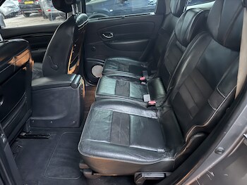 Used Renault Grand Scenic 2014 for sale - 77195477: Photo