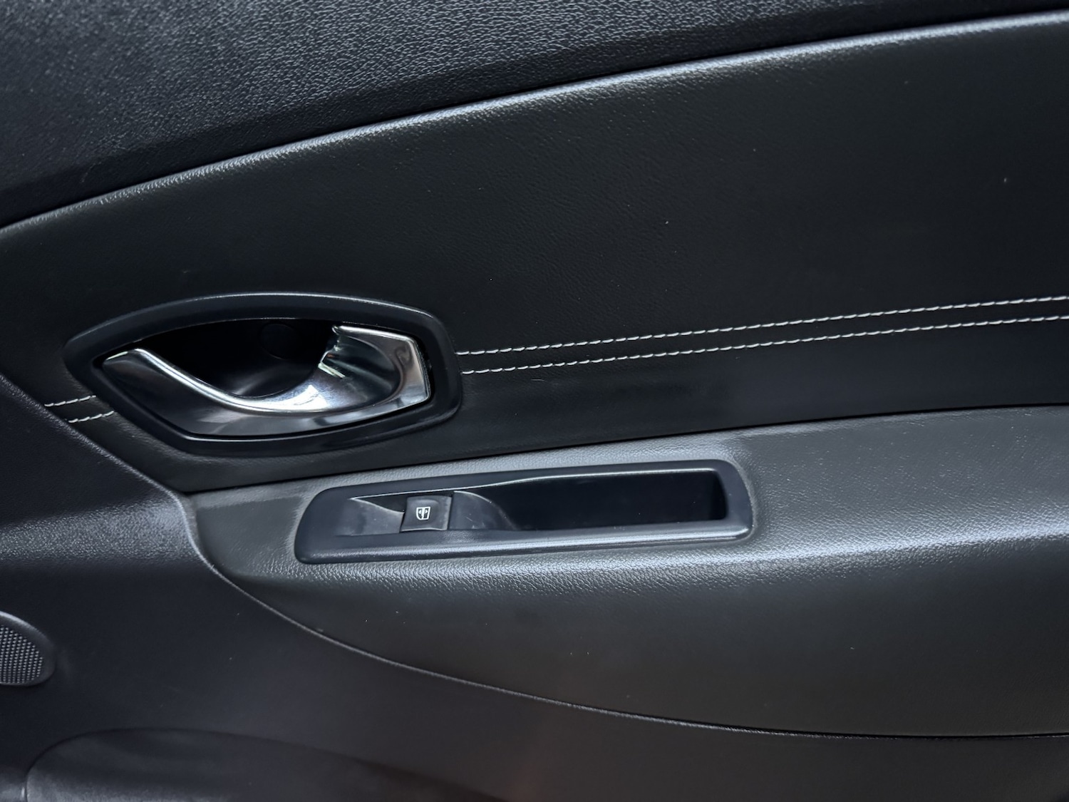 Used Renault Grand Scenic 2014 for sale - 77195477: Photo 8