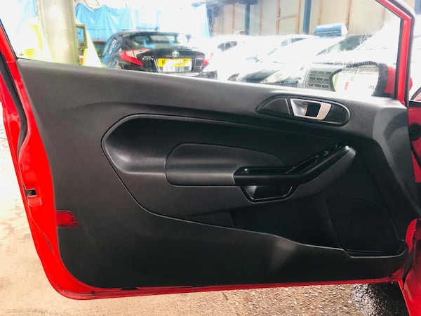 Used Ford Fiesta 2013 for sale - 74158472: Photo 15