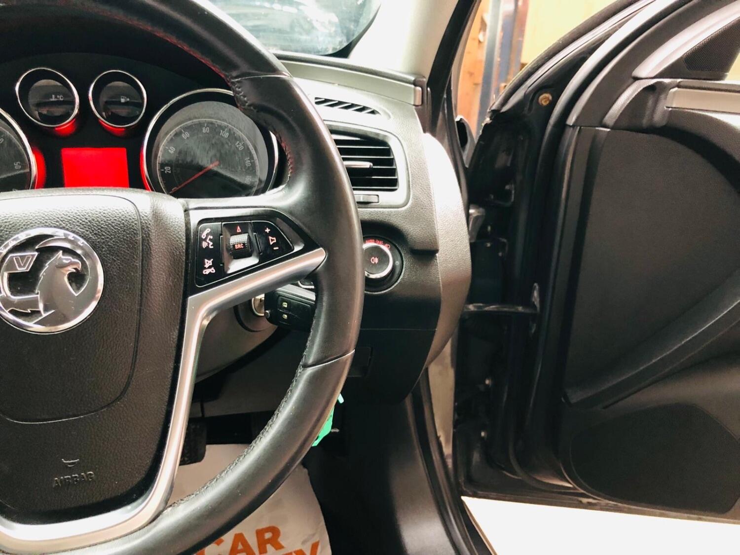 Used Vauxhall Insignia 2012 for sale - 77213387: Photo 21