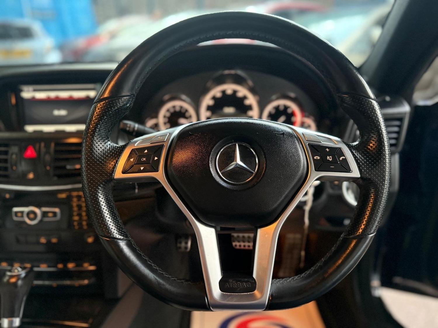 Used Mercedes-Benz E Class 2013 for sale - 76756997: Photo 24