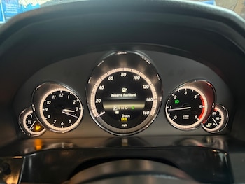 Used Mercedes-Benz E Class 2013 for sale - 76756997: Photo