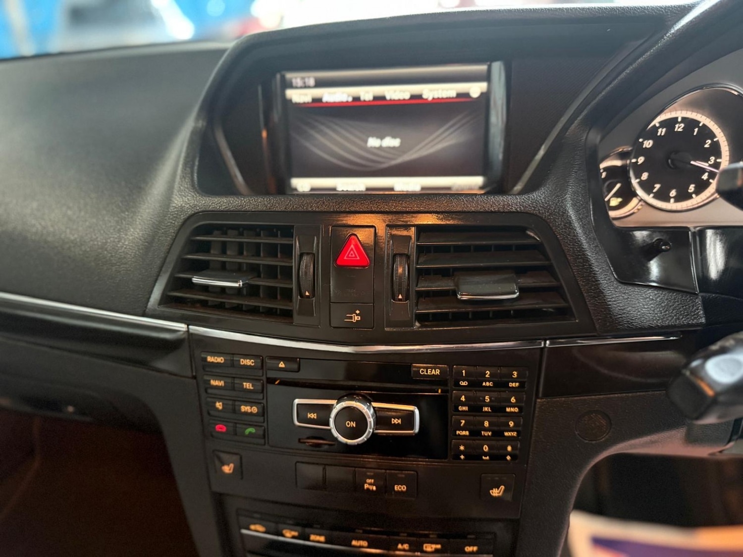 Used Mercedes-Benz E Class 2013 for sale - 76756997: Photo 7