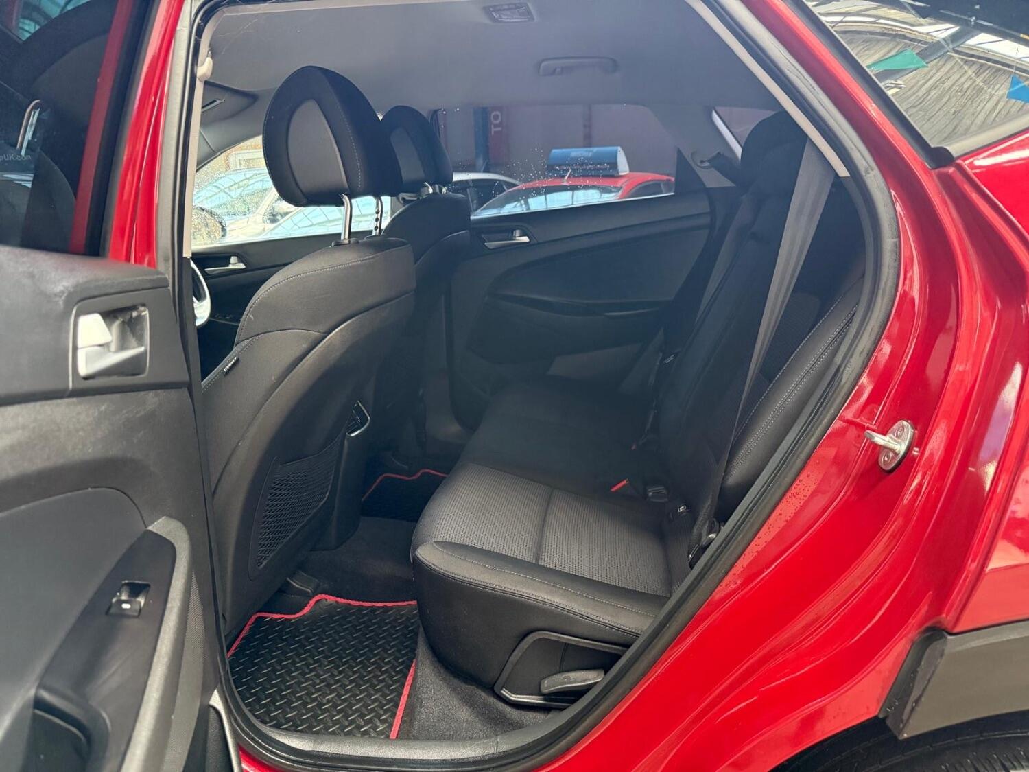 Used Hyundai TUCSON 2018 for sale - 76769629: Photo 16