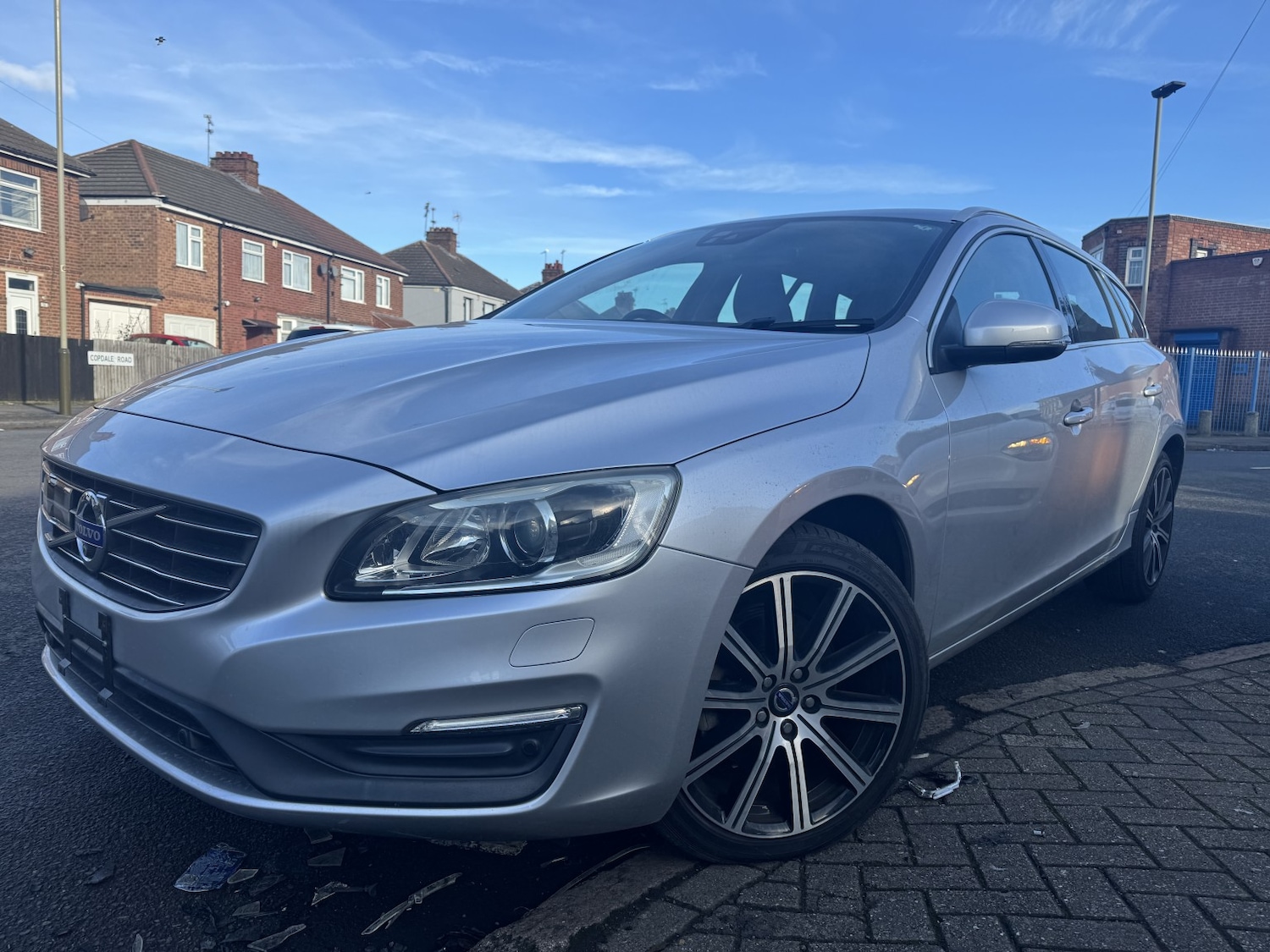 Used Volvo V60 2014 for sale - 77318352: Photo 15