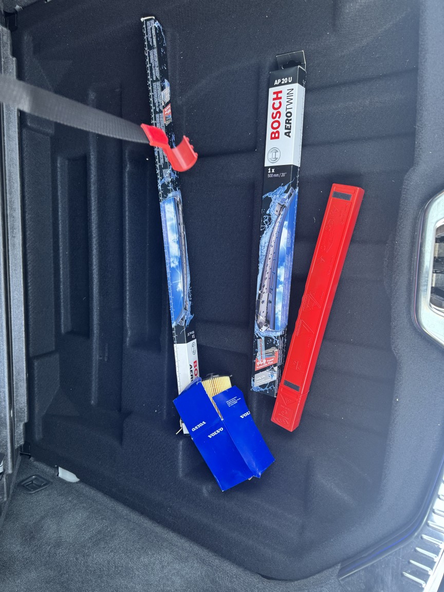 Used Volvo V60 2014 for sale - 77318352: Photo 24