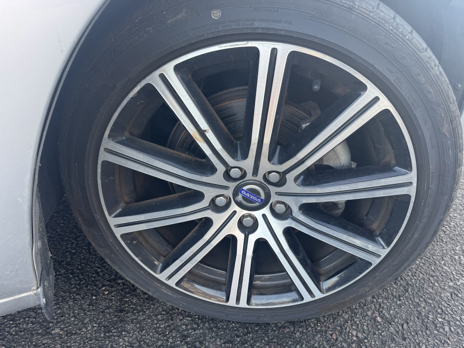 Used Volvo V60 2014 for sale - 77318352: Photo 25