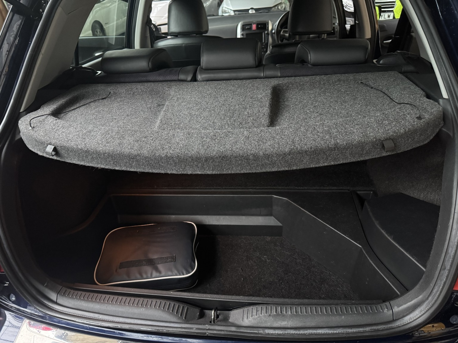 Used Toyota Auris 2011 for sale - 77085321: Photo 21