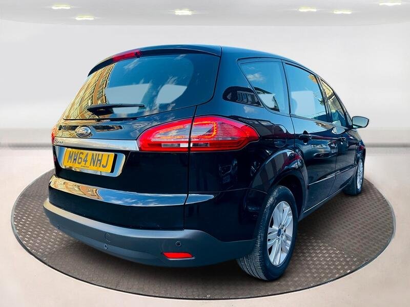 Used Ford S-Max 2015 for sale - 76794340: Photo 5