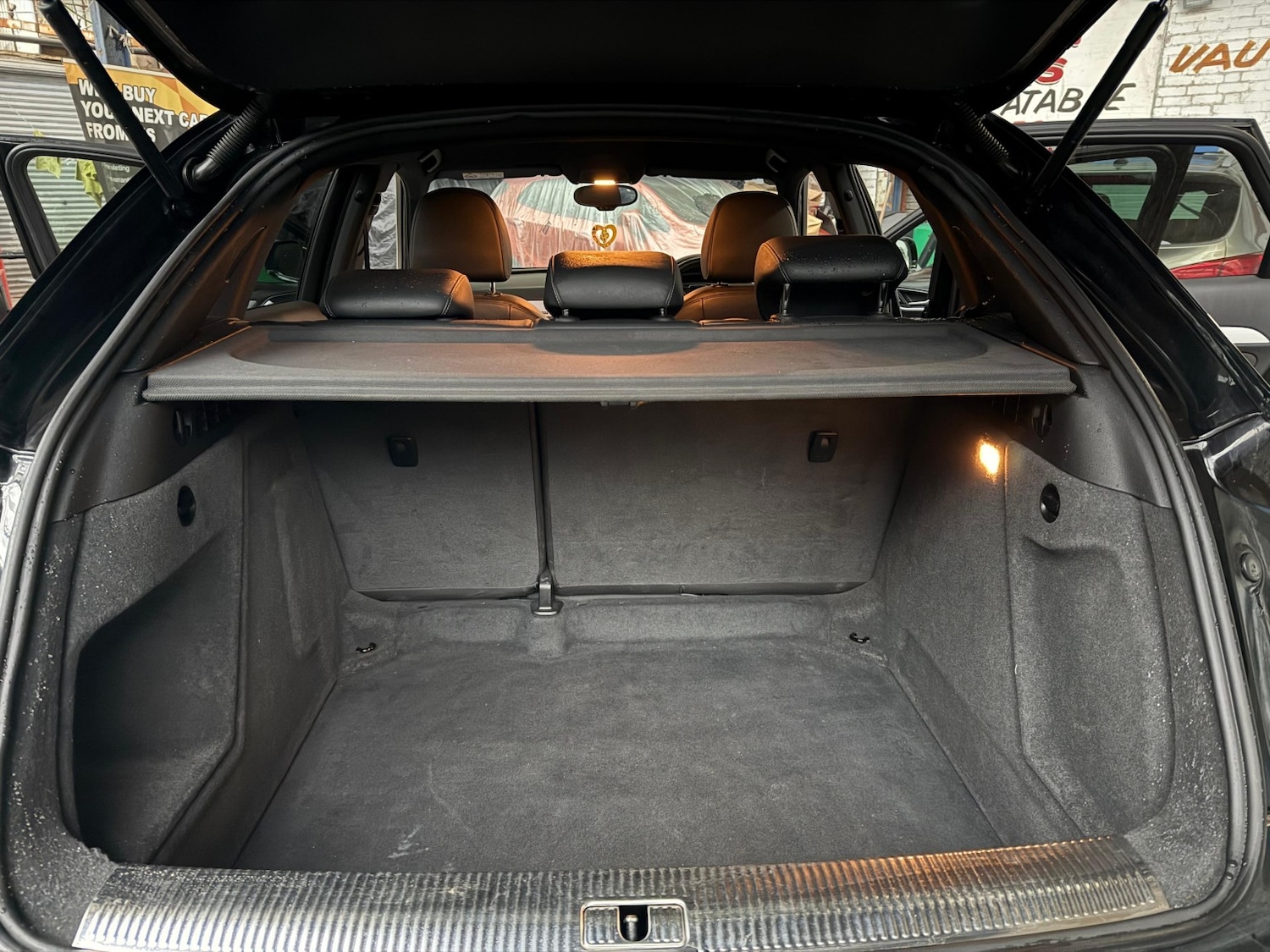 Used Audi Q3 2014 for sale - 78056955: Photo 22