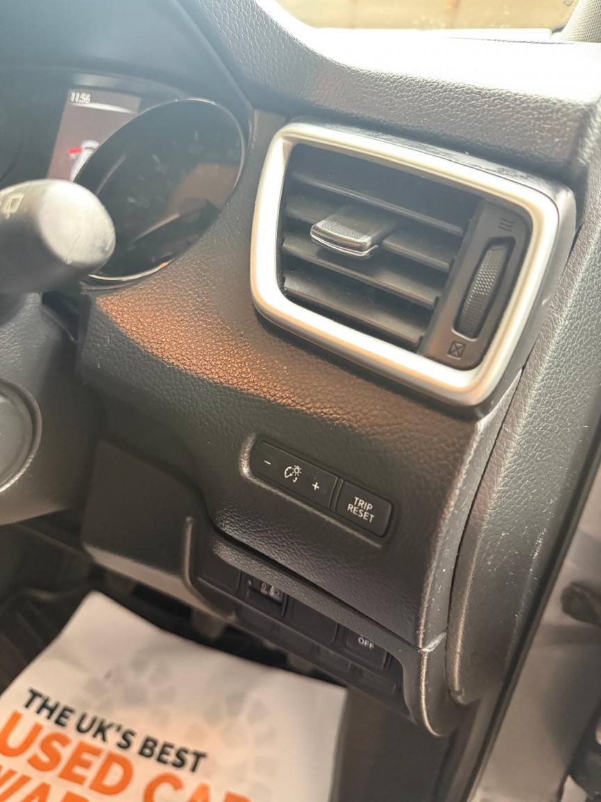 Used Nissan Qashqai 2015 for sale - 76649820: Photo 23