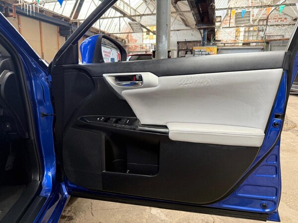 Used Lexus CT 2011 for sale - 75228151: Photo 17
