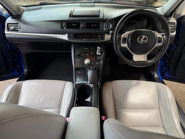 Used Lexus CT 2011 for sale - 75228151: Photo 7