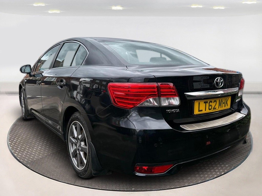 Used Toyota Avensis 2012 for sale - 76794342: Photo 3