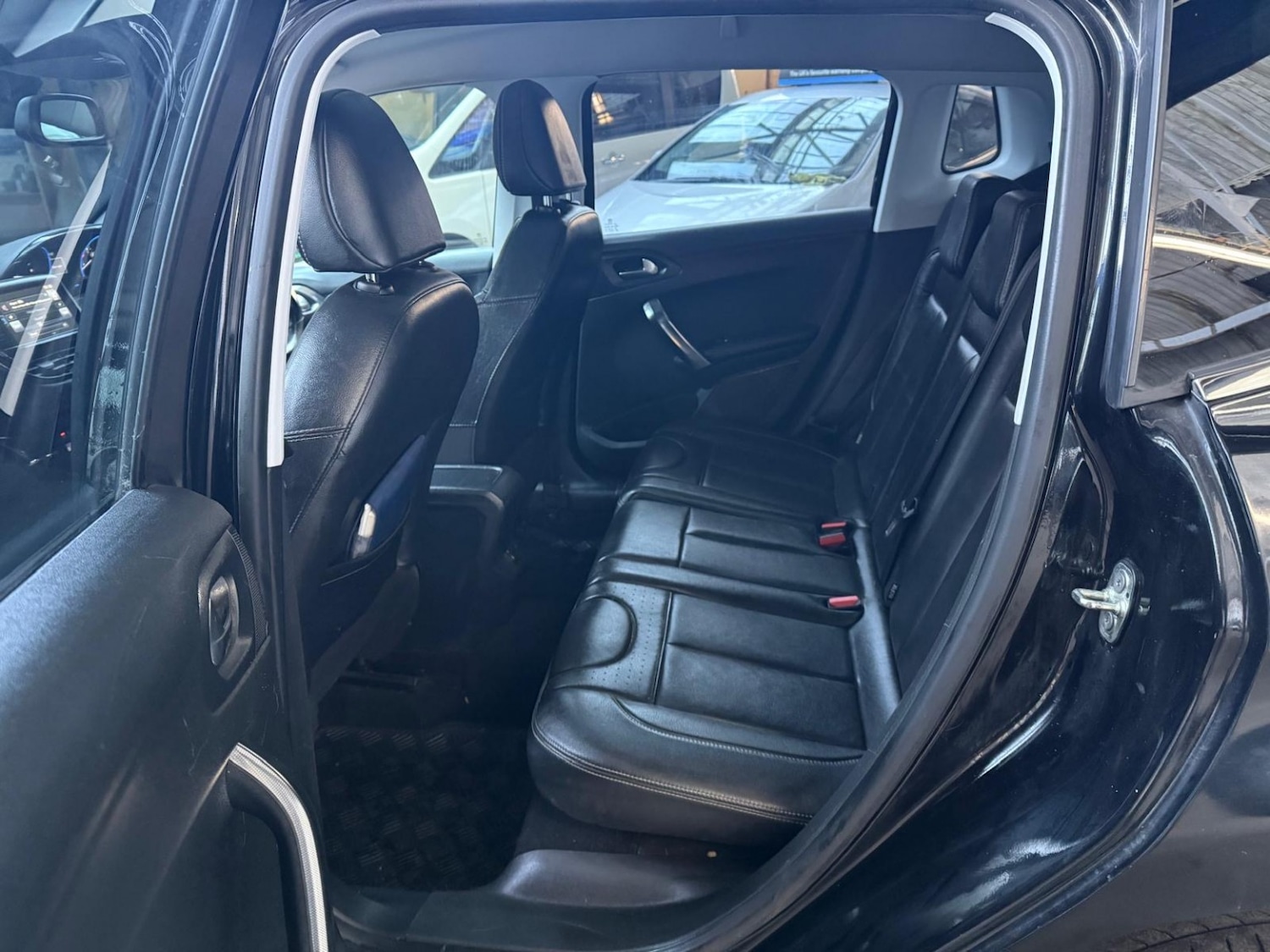 Used Peugeot 2008 2014 for sale - 78056922: Photo 14