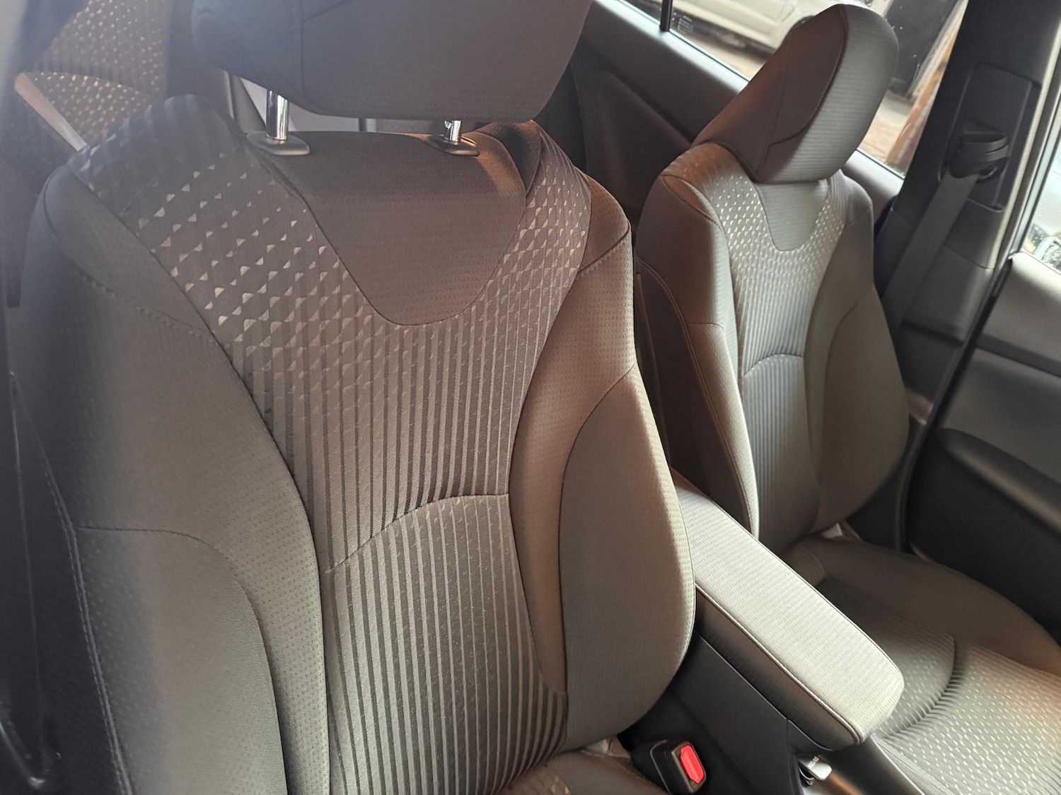 Used Toyota Prius for sale - 77851334: Photo 3