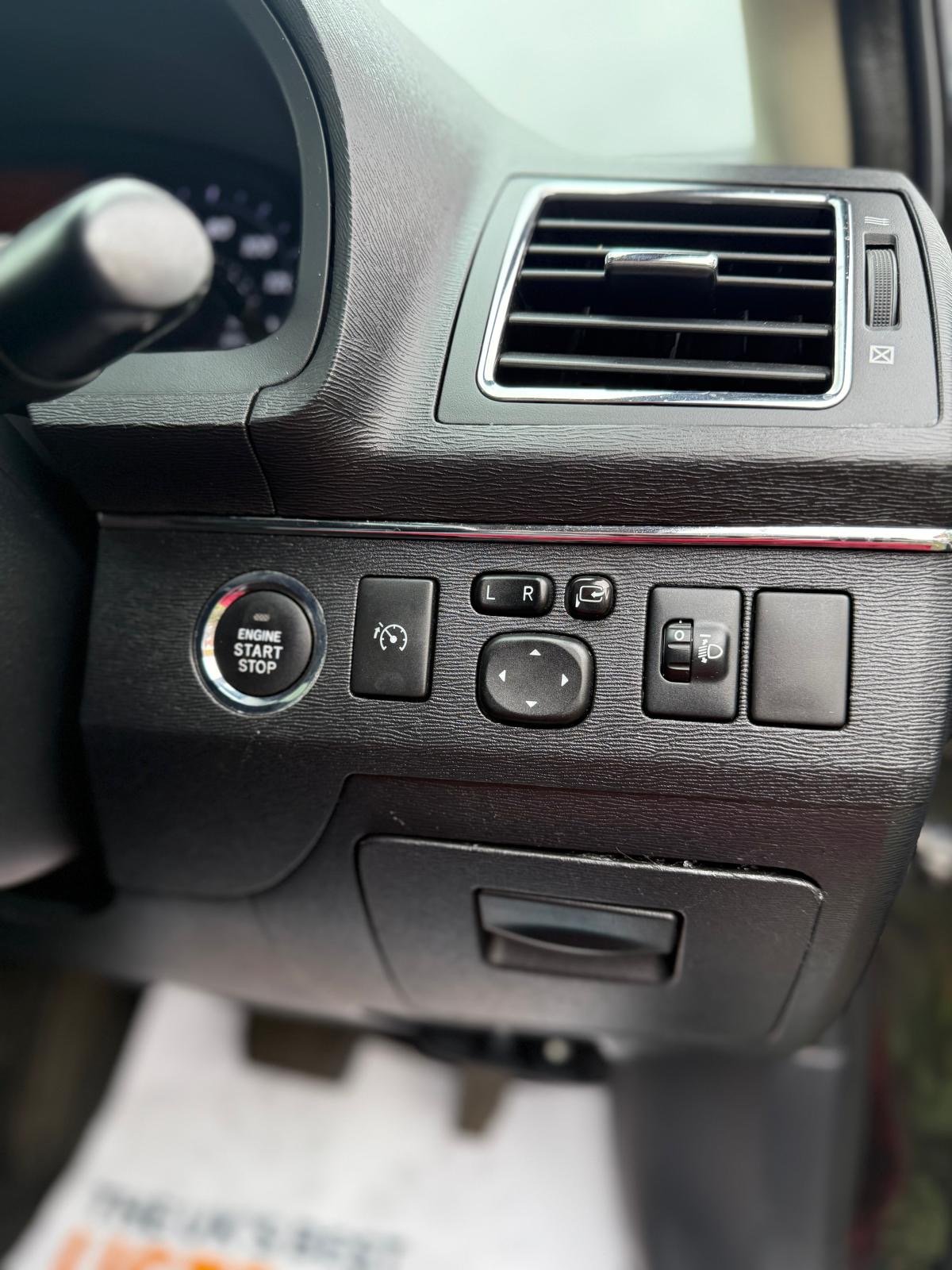 Used Toyota Avensis 2012 for sale - 74346495: Photo 12