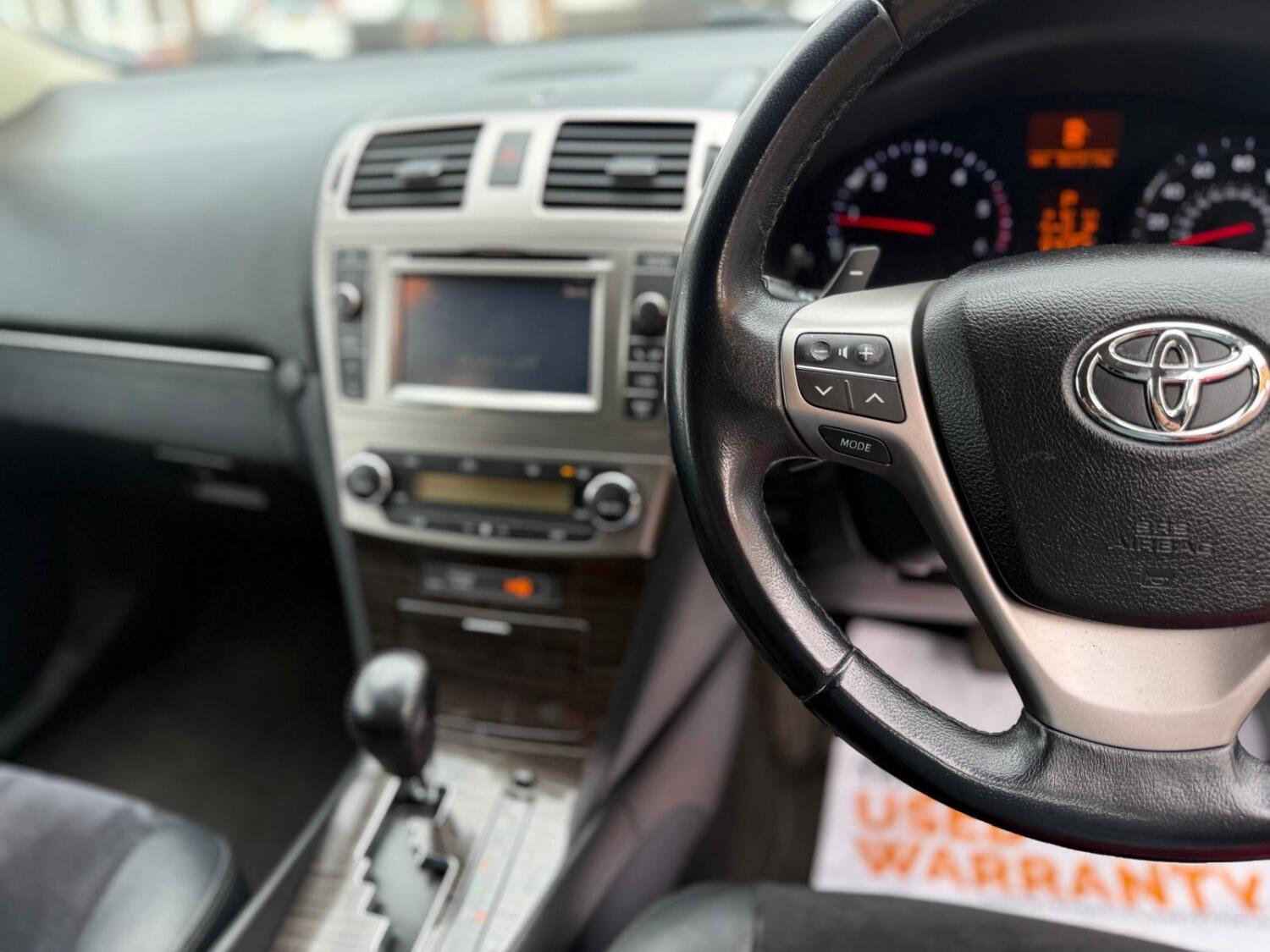 Used Toyota Avensis 2012 for sale - 74346495: Photo 14