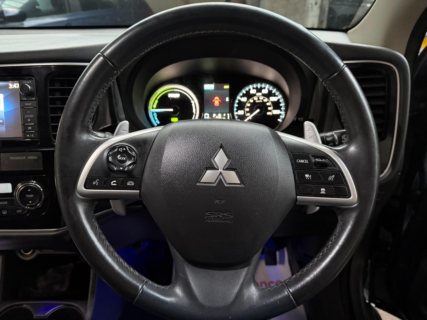 Used Mitsubishi Outlander 2015 for sale - 77113128: Photo 24