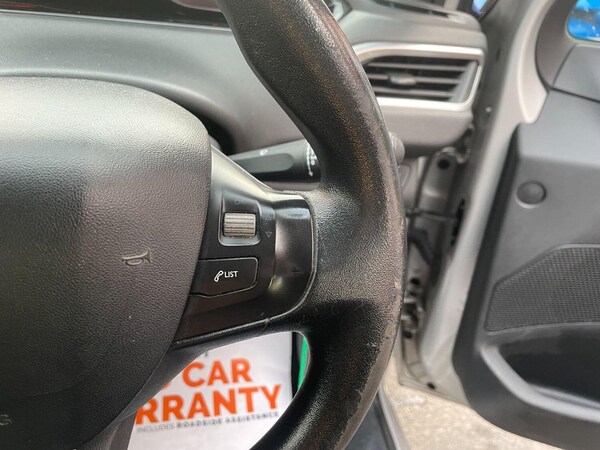 Used Peugeot 208 2014 for sale - 72779781: Photo 11