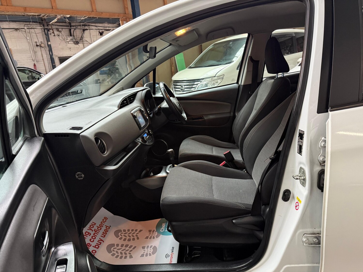 Used Toyota Yaris 2015 for sale - 78056936: Photo 17