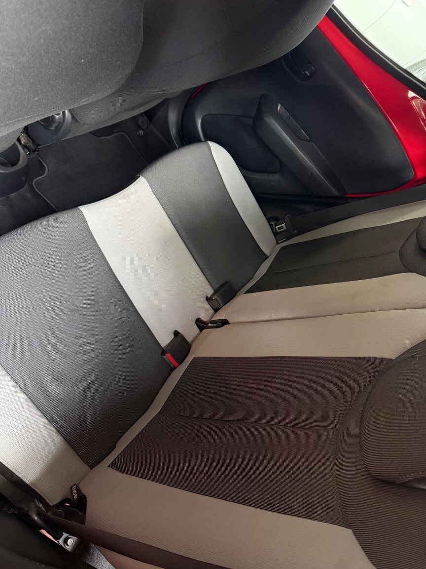 Used Toyota AYGO 2015 for sale - 78057135: Photo 25