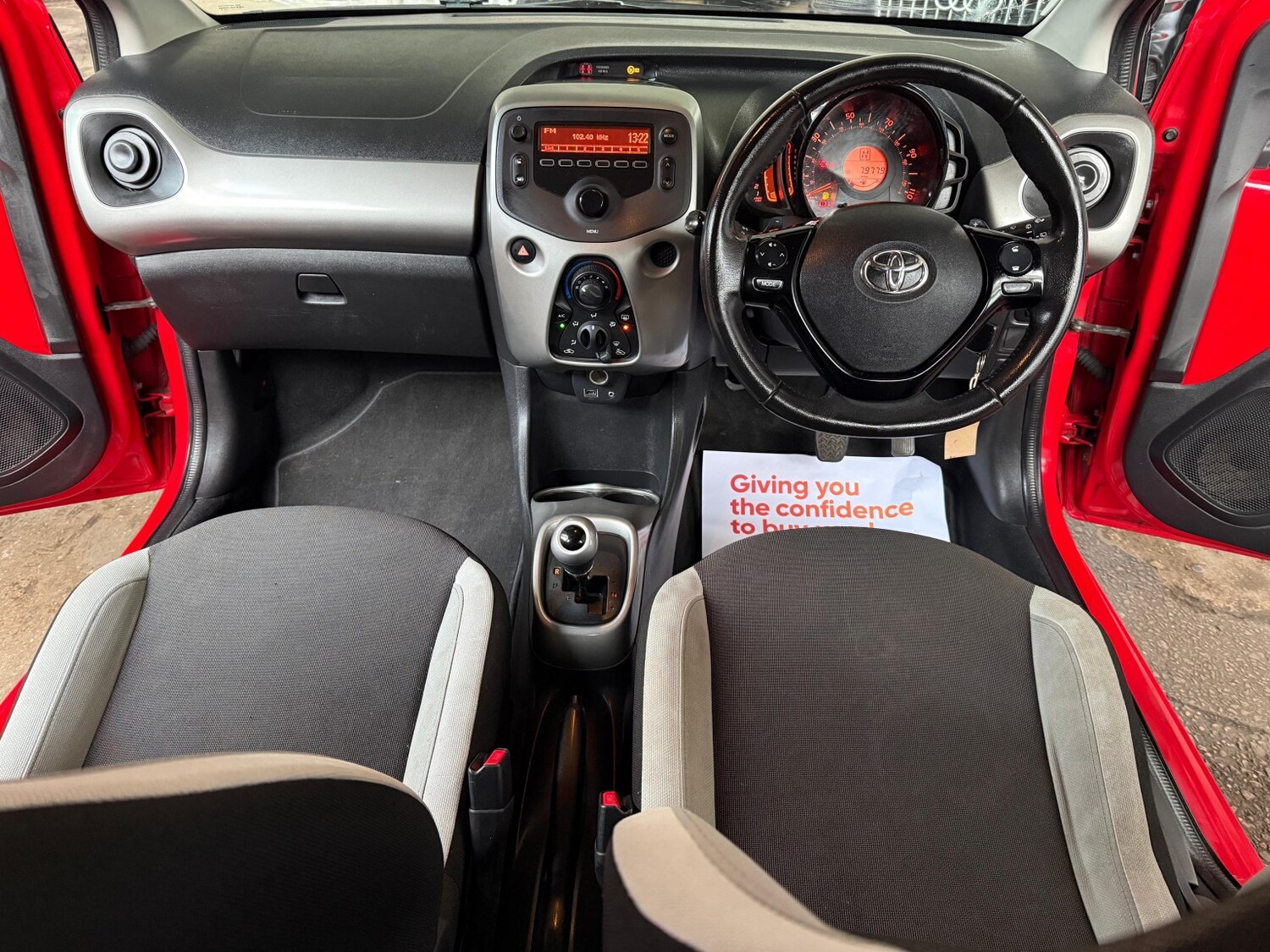 Used Toyota AYGO 2015 for sale - 78057135: Photo 28