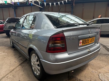Used Vauxhall Astra 2005 for sale - 75677091: Photo