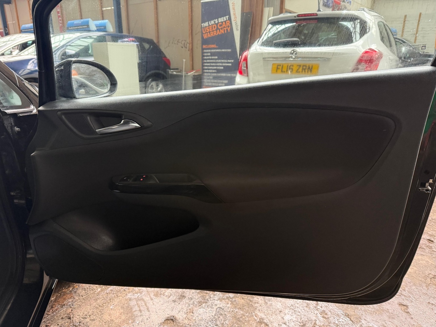 Used Vauxhall Corsa 2017 for sale - 77323608: Photo 32