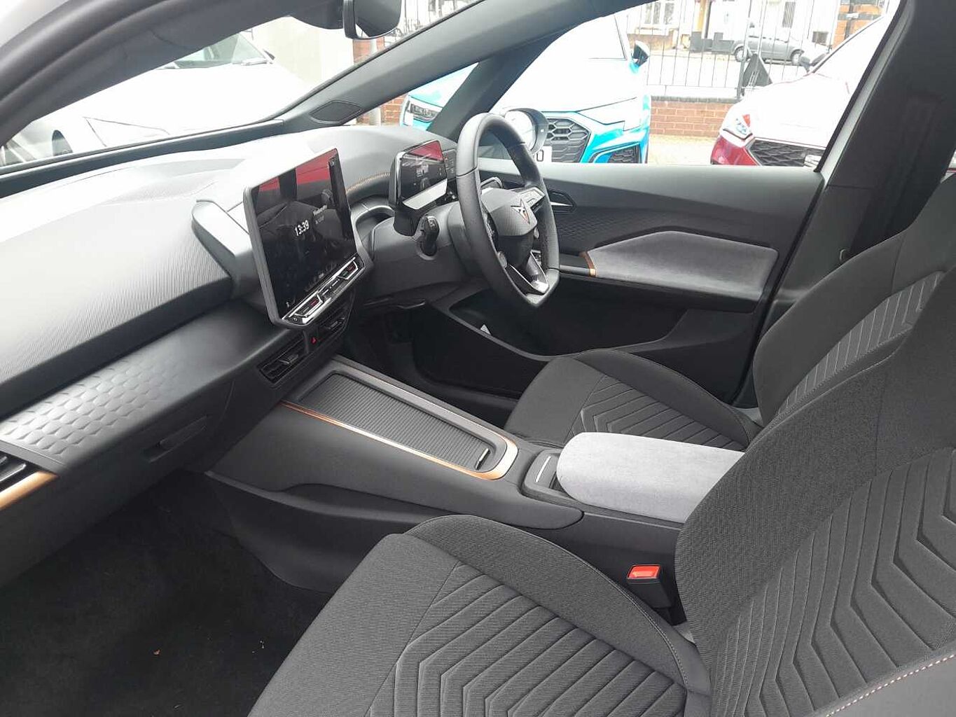 Used Cupra Born 2025 for sale - 76679023: Photo 2