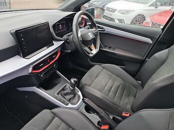 Used SEAT Arona 2024 for sale - 77515277: Photo
