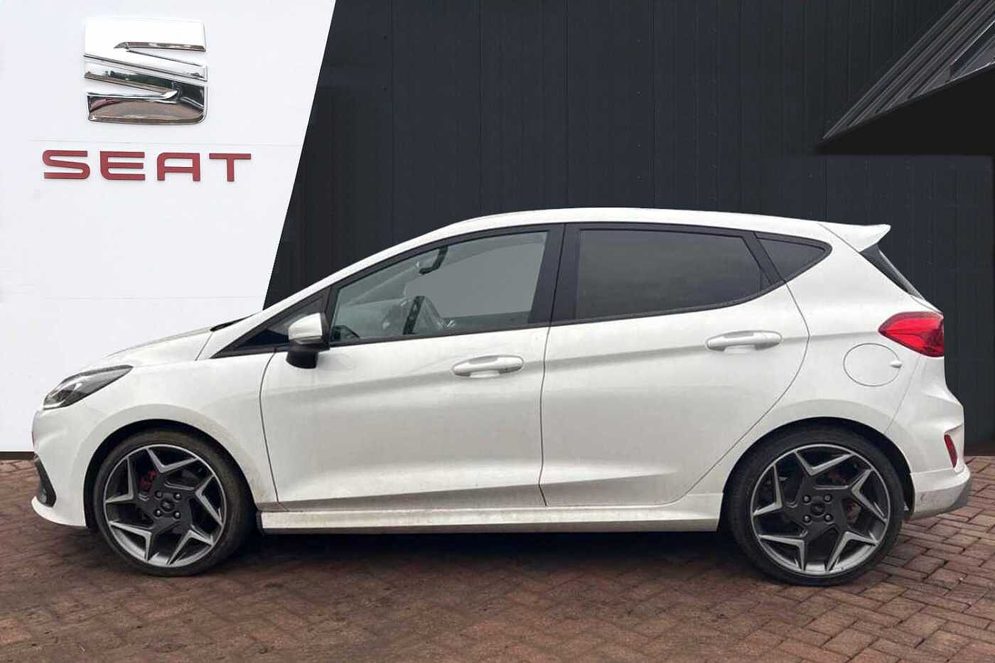 Used Ford Fiesta 2019 for sale - 77773908: Photo 4