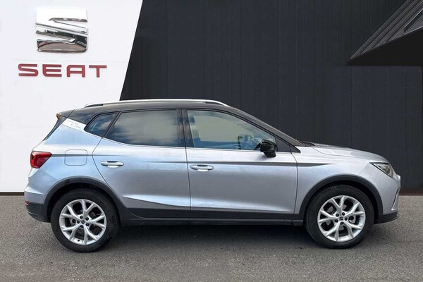 Used SEAT Arona 2024 for sale - 76299602: Photo 4