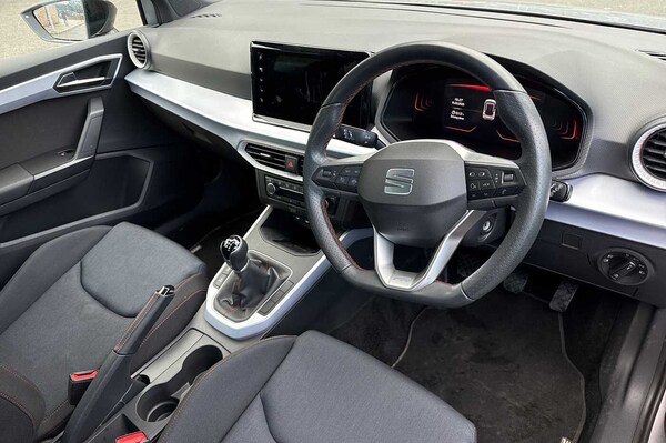 Used SEAT Arona 2024 for sale - 76299602: Photo 6