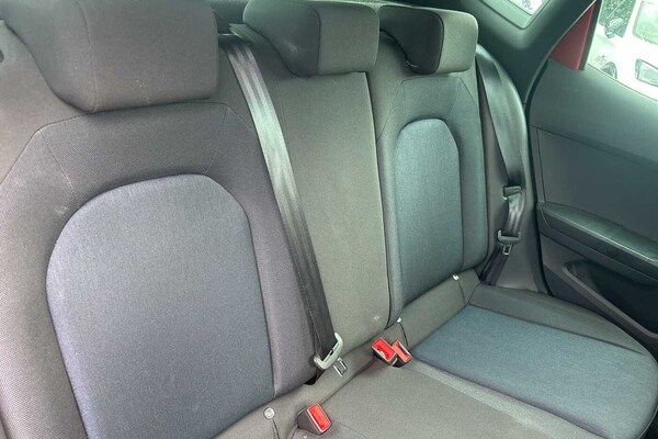 Used SEAT Arona 2023 for sale - 76299600: Photo 8