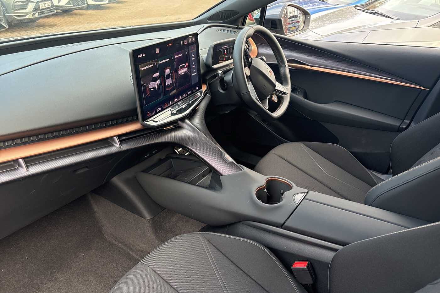 Used Cupra Tavascan 2025 for sale - 77916020: Photo 2