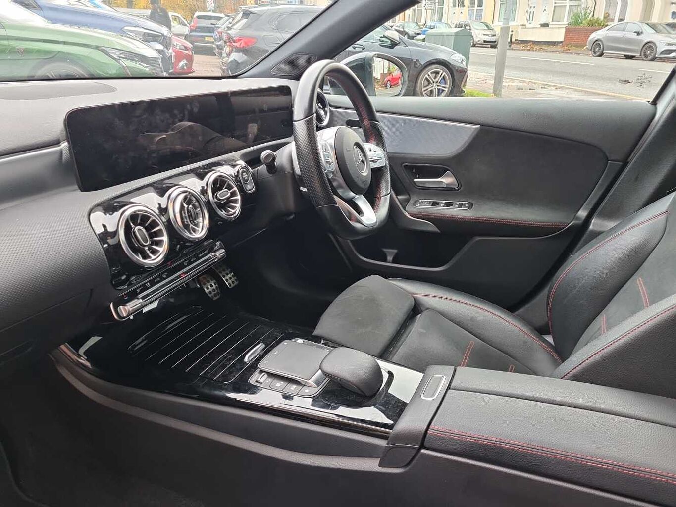 Used Mercedes-Benz A-Class 2022 for sale - 76675200: Photo 2