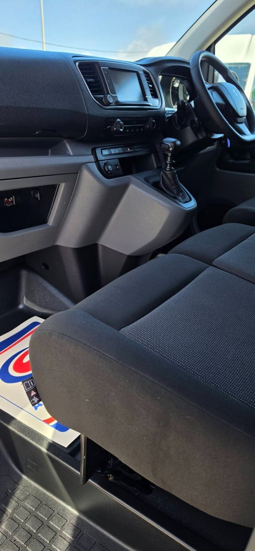 Used Peugeot Expert 2022 for sale - 78218952: Photo 11